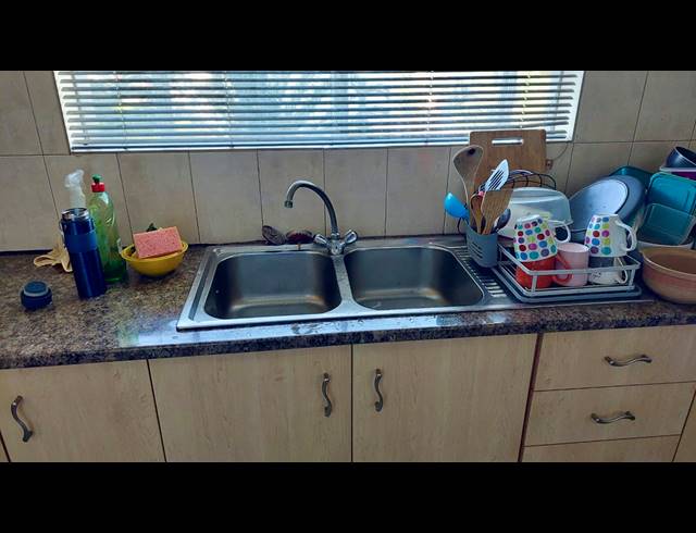 2 BEDROOM APARTMENT FOR SALE IN TOWNSEND ESTATE
